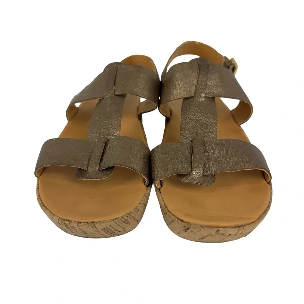 Korks by Kork-Ease Gold T-Strap Slingback Leather Sandals Sz 9